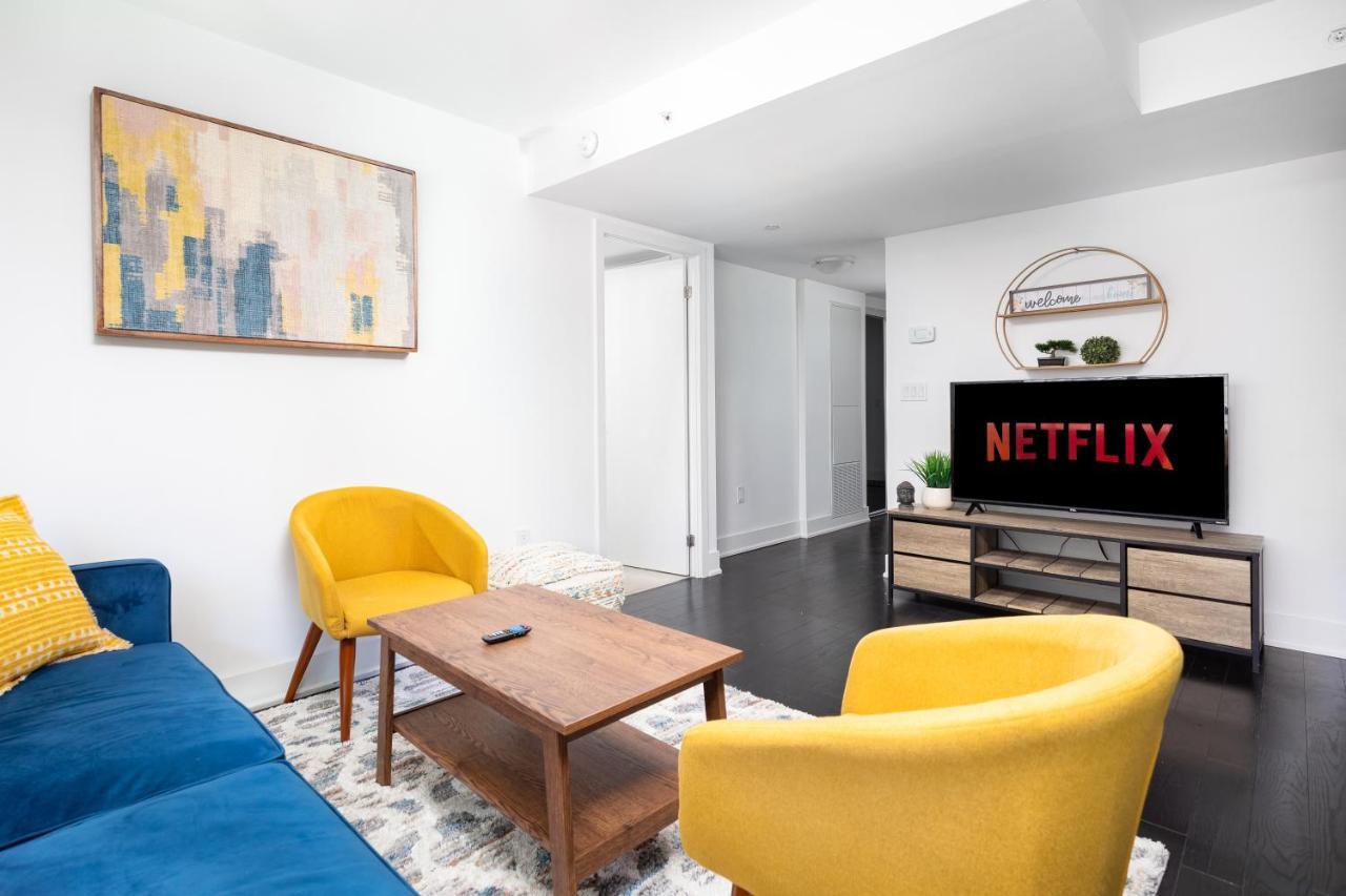 Upscale & Modern 2Bd + Den 2Ba Heart Of Downtown! Apartman Toronto Kültér fotó